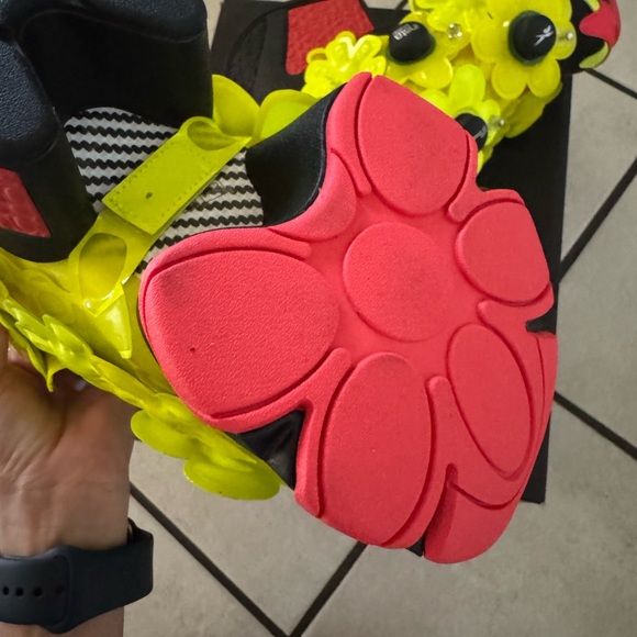 noir kei ninomiya insta pump sneakers - Picture 6 of 9